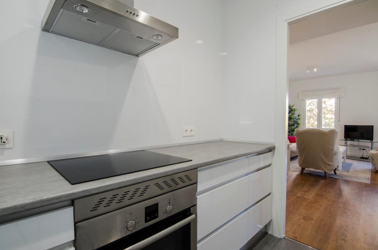 2 Bedrooms 2 Bathrooms Furnished - Bernabeu - Business Area With Terrace - Minty Stay Madrid Dış mekan fotoğraf