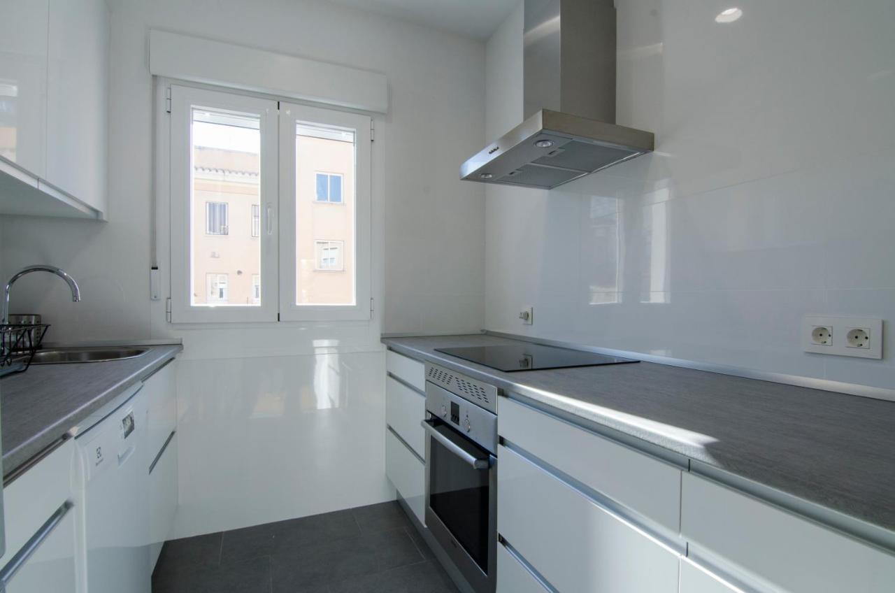 2 Bedrooms 2 Bathrooms Furnished - Bernabeu - Business Area With Terrace - Minty Stay Madrid Dış mekan fotoğraf